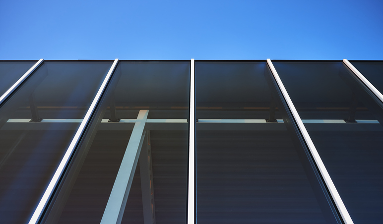 Láminas de control solar para ventanas: la solución que reduce el calor sin perder luz natural